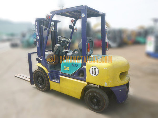 Xe nâng xăng KOMATSU FG25T-12