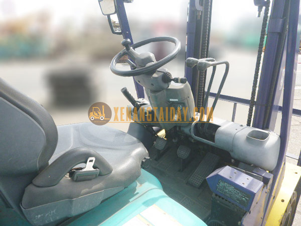 Xe nâng xăng KOMATSU FG25T-12