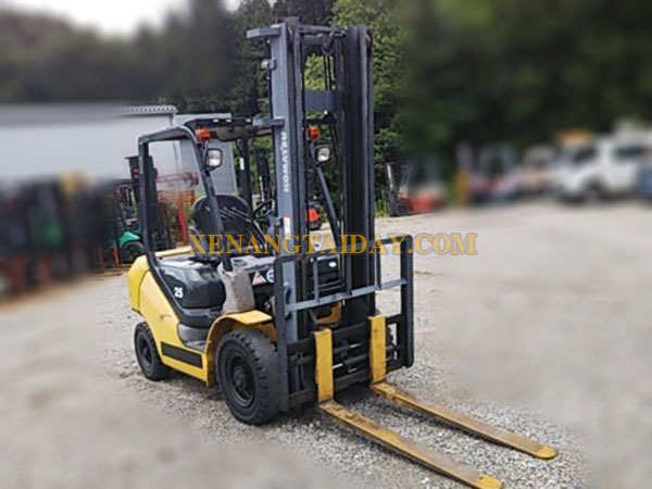Xe nâng Xăng KOMATSU FG25T-16
