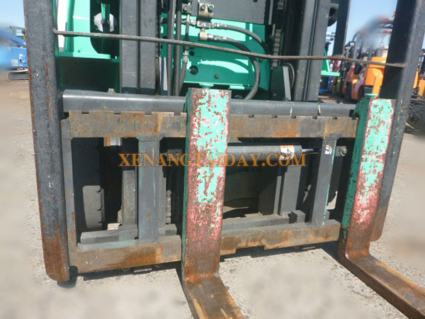 Xe nâng Xăng MITSUBISHI FG15T