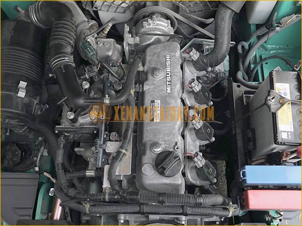 Xe nâng xăng MITSUBISHI FGE15T
