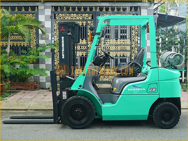 Xe nâng xăng - gas MITSUBISHI FGE20T