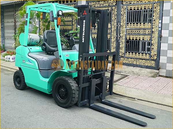 Xe nâng xăng - gas 2 tấn MITSUBISHI FGE20T