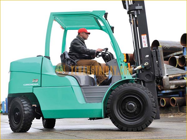 Xe nâng xăng - gas MITSUBISHI Mới 4 - 5.5 tấn