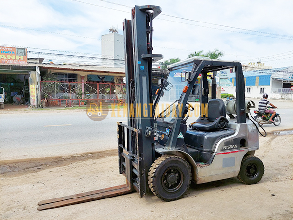 Xe nâng Xăng Nissan ETB-P1F2