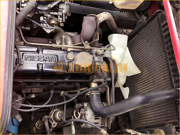 Xe nâng xăng Nissan J01M15