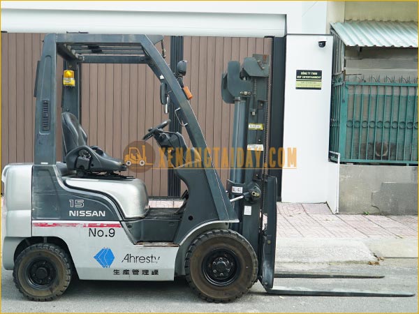 Xe nâng xăng NISSAN L01A15