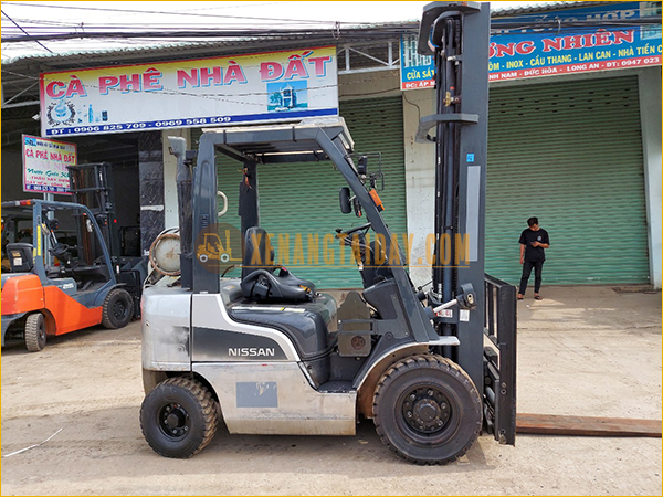 Xe nâng Xăng Nissan ETB-P1F2