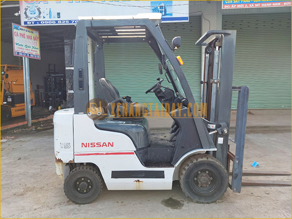 Xe nâng Xăng Nissan P1F1A15J
