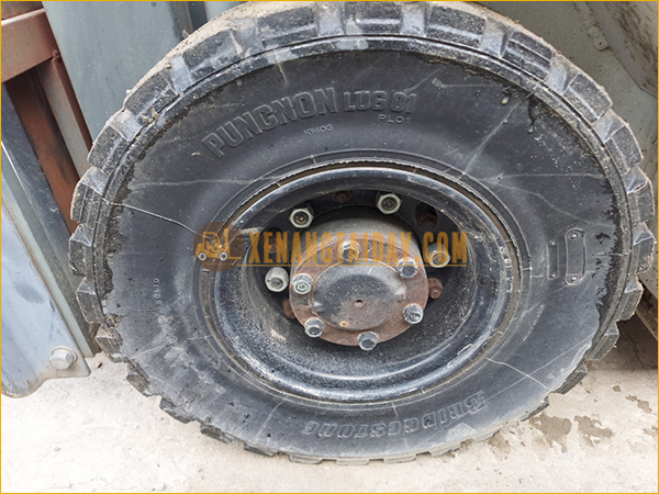 Xe nâng Xăng Nissan P1F1A15J