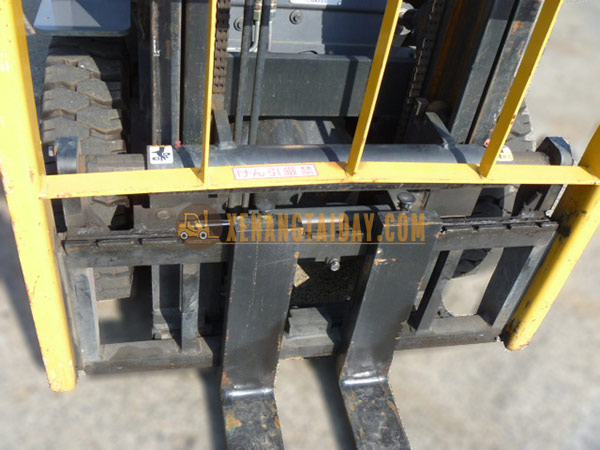 Xe nâng xăng TCM FG25T3