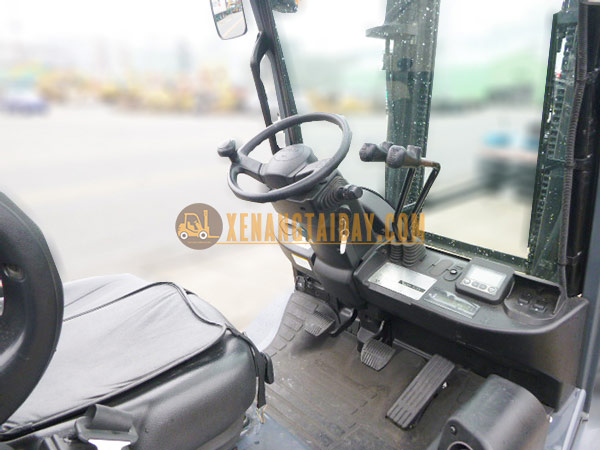 Xe nâng Xăng TOYOTA 02-8FG20