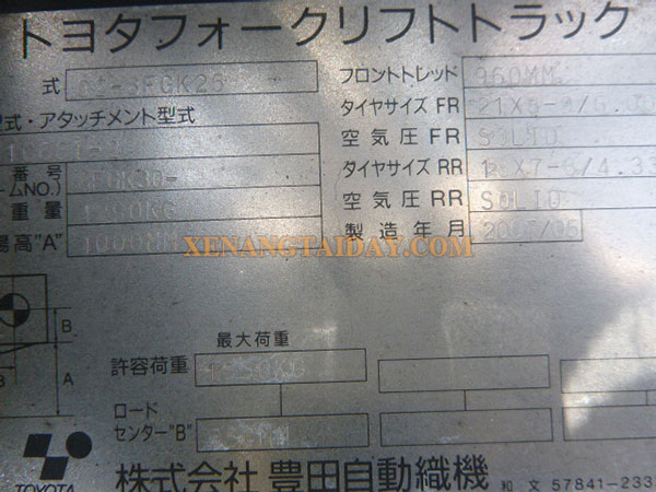 Xe nâng Xăng TOYOTA 02-8FGK25