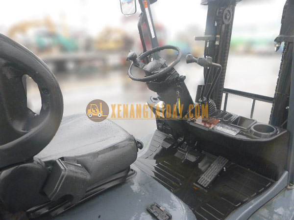 Xe nâng Xăng TOYOTA 02-8FGL30