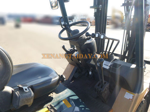 Xe nâng Xăng TOYOTA 7FG25