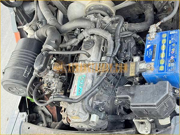 Xe nâng xăng TOYOTA 8FG14