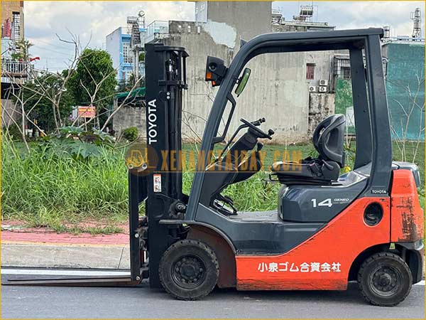 Xe nâng xăng TOYOTA 8FG14