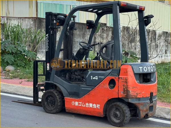 Xe nâng xăng TOYOTA 8FG14