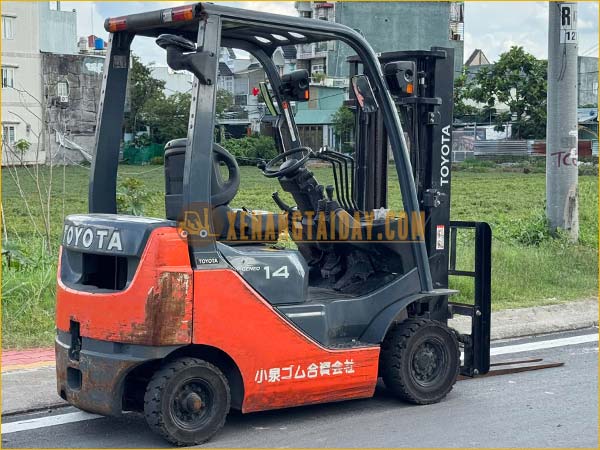 Xe nâng xăng TOYOTA 8FG14