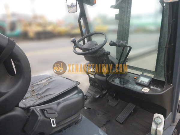 Xe nâng Xăng TOYOTA 02-8FG15